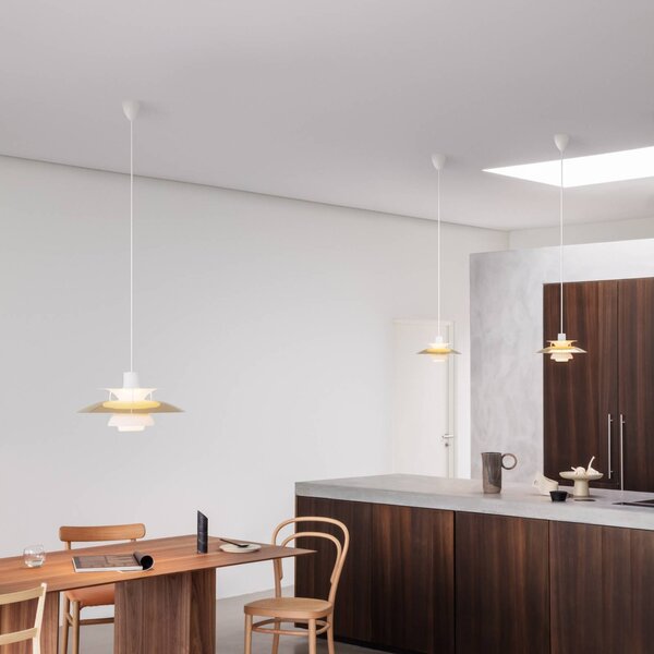 Louis Poulsen PH 5 mosaz závěsné světlo Ø 50 cm, stmívatelný, Mosaz / zlato, Obývací pokoj / jídelna, kov, Design