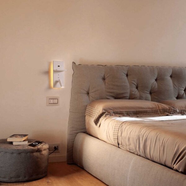 Reading Ambient Plate 1 LED nástěnné svítidlo s USB Bílá