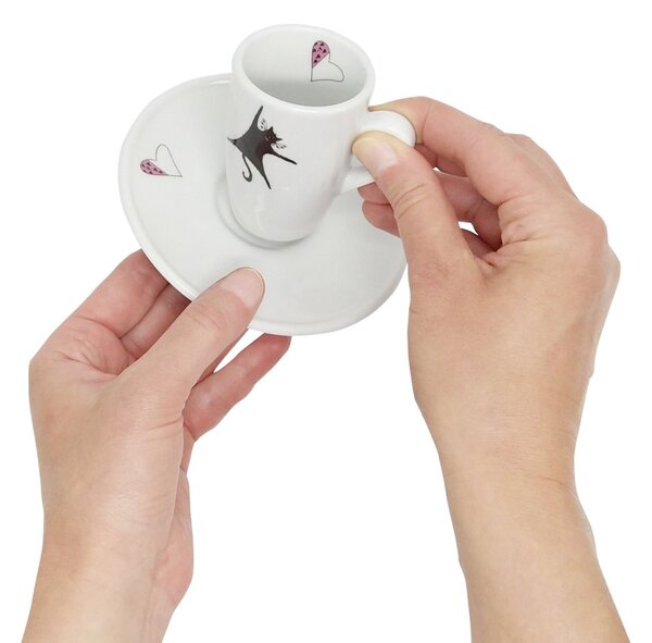 Porcelánový espresso šálek Srdeční záležitost Visící kočka, černobílý, s podšálkem, český design, 130 ml