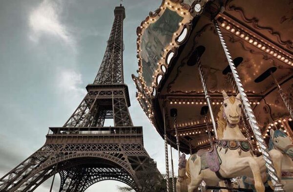 Fototapeta Eiffelova věž, rozměr 184 cm x 127 cm, fototapety Carrousel de Paris Komar 1-602