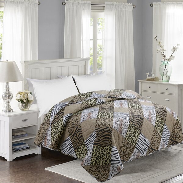 Prošívaný přehoz přes postel 200×240 cm – Safari patchwork
