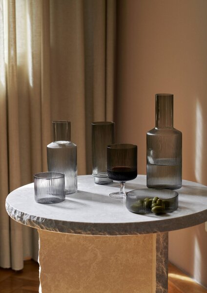 Skleněná servírovací miska Ripple Smoked Grey – set 4 ks