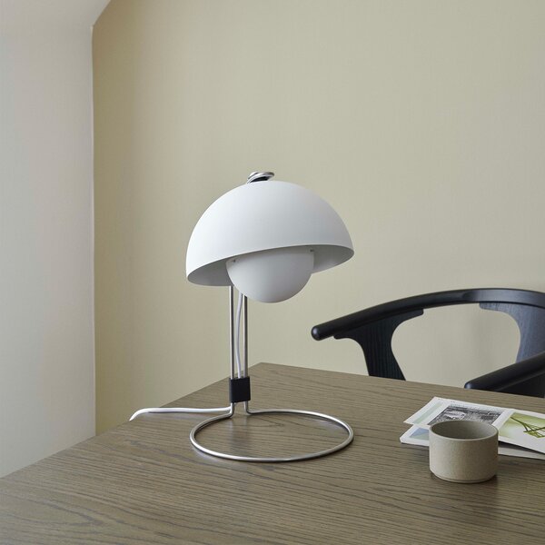 &Traditiondesignové stolní lampy Flowerpot VP4