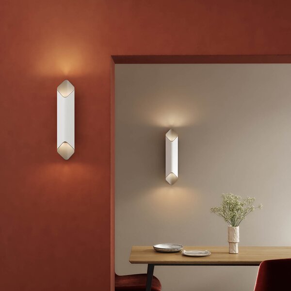 Astro Ako 600 LED nástěnné svítidlo stříbrné Černá matná