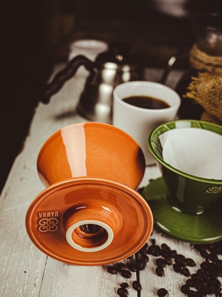 Keramika Vanya Dripper - překapávač na kávu - mint