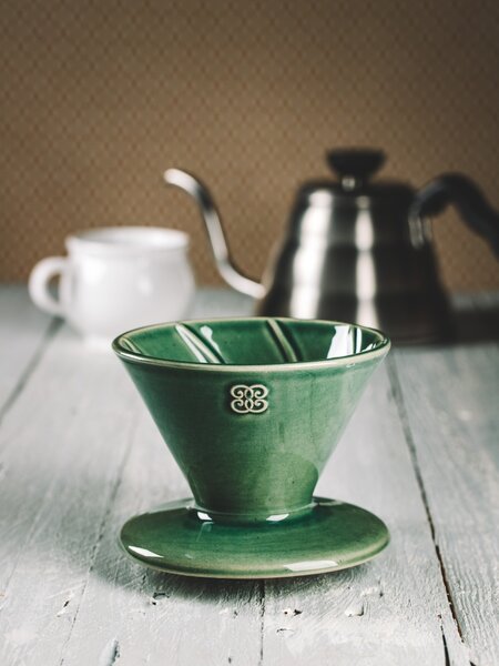 Keramika Vanya Dripper - překapávač na kávu - oliva do šeda