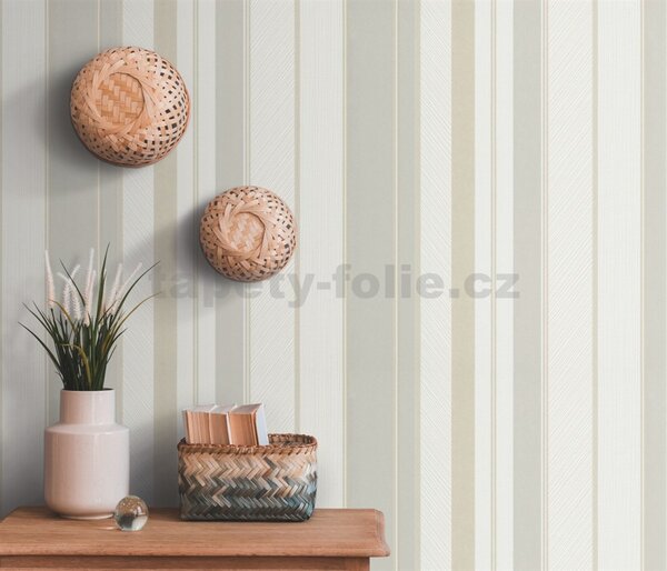 Vliesové tapety na zeď IMPOL Wall We Love 2 10139-31, pruhy strukturované šedo-béžovo-bílé, rozměr 10,05 m x 0,53 m, Erismann