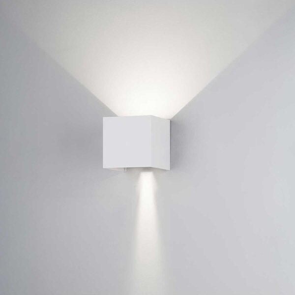Nova Luce Como LED nástěnné svítidlo IP65 Bílá