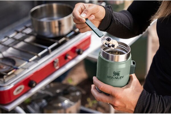 Zelená termoska na jídlo z nerezové oceli 400 ml Legendary Classic Hammer Tone Green – Stanley