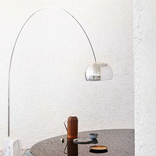 Flos Arco LED ikonická oblouková lampa