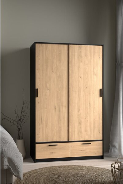 Šatní skříň v dekoru dubu s posuvnými dveřmi v černo-přírodní barvě 121x200 cm Line – Tvilum