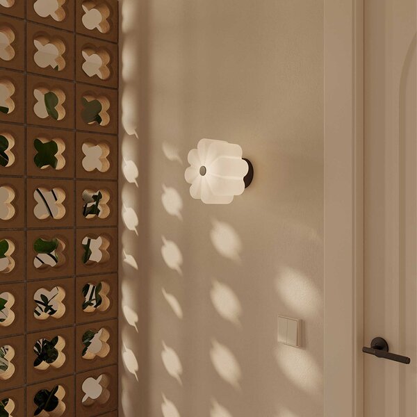 Aromas Flow LED nástěnné svítidlo IP44 Černá matná