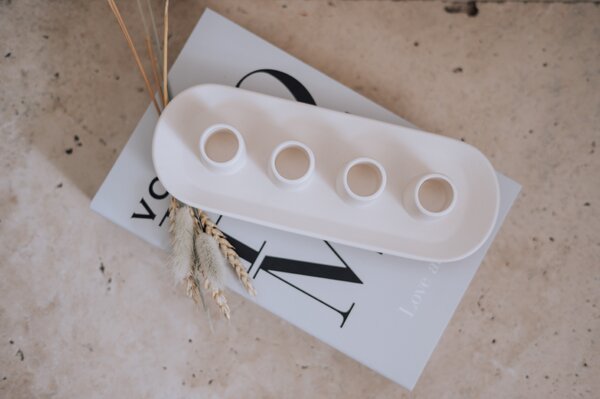VOJA HOME Svícen TITANOR pro 4 svíce, Ø kalíšek 2,3 cm, 25 × 10 × 5 cm Barva: Černá (černý uhel)