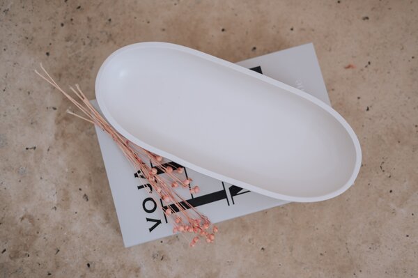 VOJA HOME Dekorativní mísa Zanoria – oválná, 29,5 × 12,5 cm Barva: Bílá