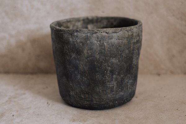 Countryfield Betonový květináč ANTON 21 × 21 × 19 cm | Šedý minimalistický design