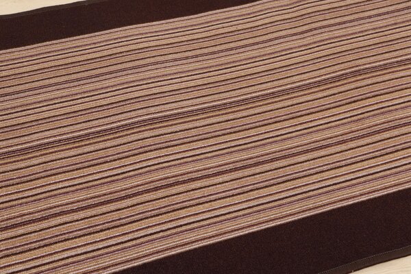 Associated Weavers, Protiskluzový běhoun na míru Carnaby 41, šíře 67 cm, hnědá, chodba / předsíň