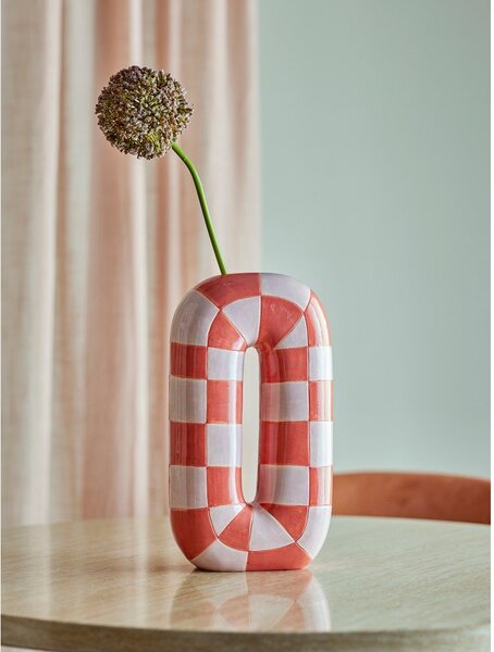 Keramická ručně malovaná váza v lososové barvě/krémová (výška 32 cm) Mae – Bloomingville