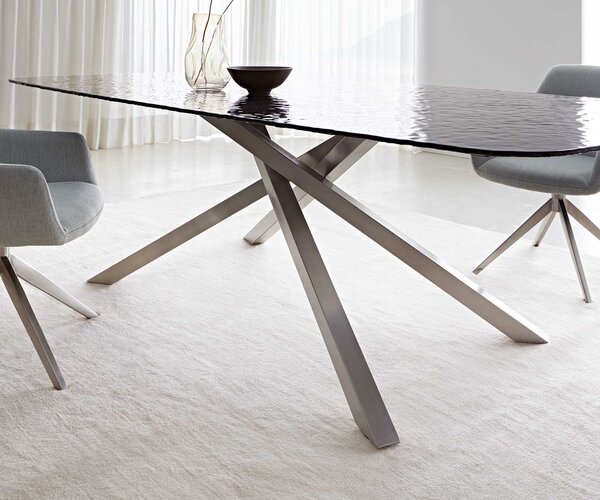 DELIFE Jídelní stůl Edge oválný 240x120 sklo s reliéfem kouřově černé 3D design křížová podnož nerezová ocel