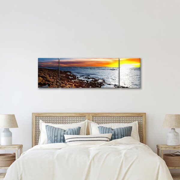 Obraz - Racek letící nad pobrežím (170x50 cm)