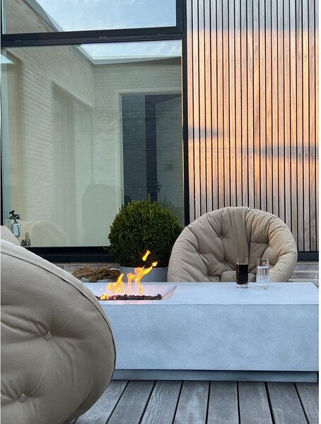 Bílé rozkládací křeslo vhodné do exteriéru Karup Design Design OUT™ Nido White