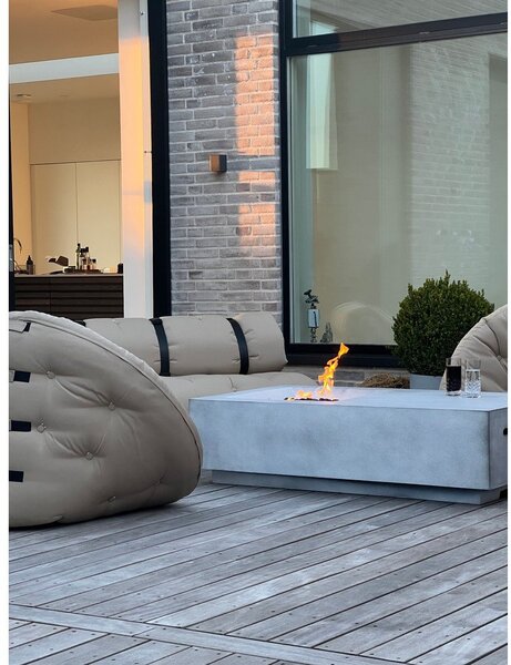 Bílé rozkládací křeslo vhodné do exteriéru Karup Design Design OUT™ Nido White