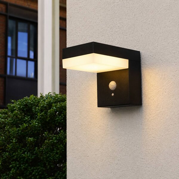 Lumisky LED solární nástěnné světlo Cenova, černá, šířka 16 cm, senzor, Černá, Hliník, Moderní