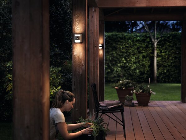 17322/93/16 Grass IR venkovní nástěnné LED svítidlo se senzorem 2x4,5W 800lm 2700K IP44, antracitové