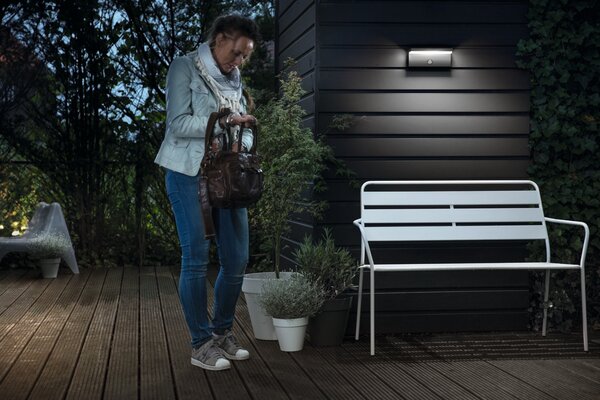 16484/93/P0 Bustan IR venkovní nástěnné LED svítidlo se senzorem 2x4,5W 1000lm 2700K IP44, antracit