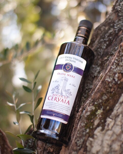Extra panenský olivový olej Rocca di Cervaia Olive Nere 750 ml Gonnelli 1585 + karafa na olej Eva Solo 500 ml – set (Itálie)