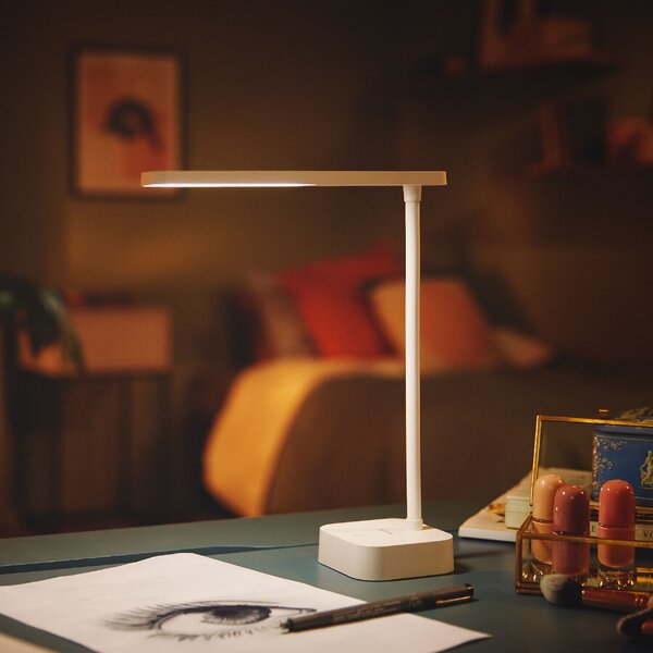 Tilpa stolní LED lampa 1x5W 130lm 5000K IP20 USB, stmívatelná, bílá