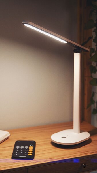Ivory stolní LED lampa 1x5W 130lm 2700/3600/5000K IP20 USB, krokové stmívání, bílá
