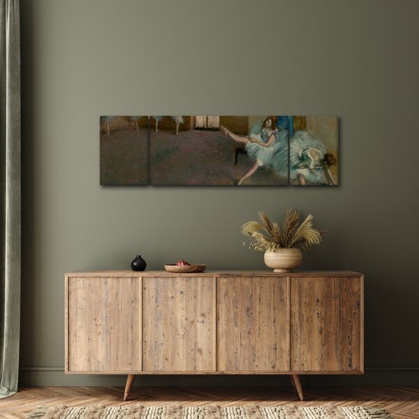 Obraz - Edgar Degas, Before the Ballet, reprodukce (170x50 cm)