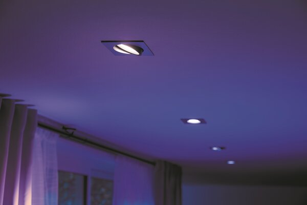 Hue Centura BT SVÍTIDLO PODHLEDOVÉ LED GU10 5,7W 350lm 2000-6500K RGB, hranaté, hliník