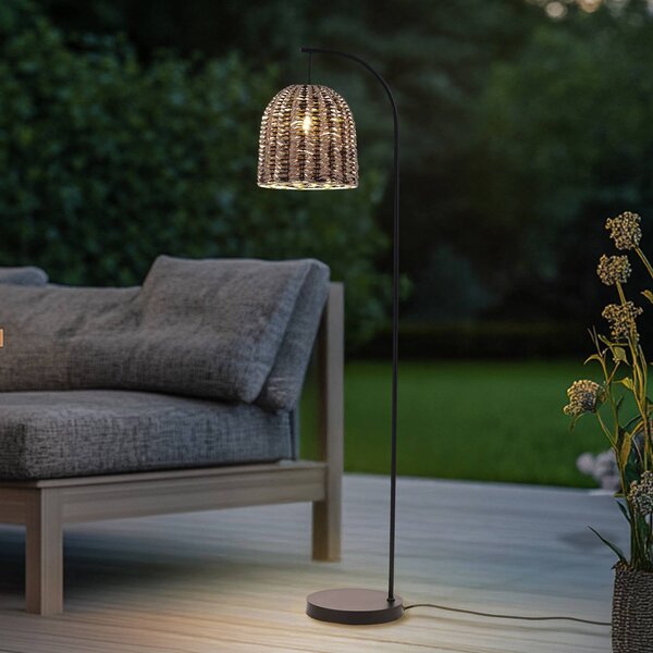 Lindby Venkovní stojací lampa Taryn, hnědá, plast, IP44 172 cm, Světlé dřevo, Plast, Venkovský / rustikální