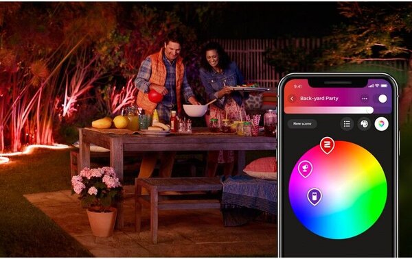 Hue WACA Outdoor LightStrip venkovní LED pásek 2m 1x19W 800lm 2000-6500K RGB IP67, bílý