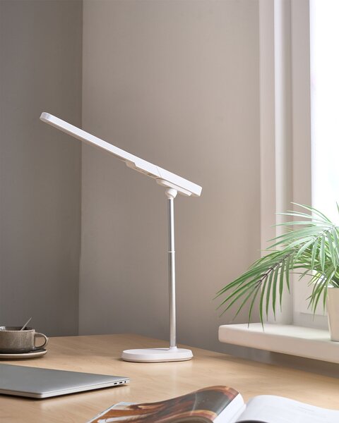LED stolní lampa TUCANA se stmívačem Bílá