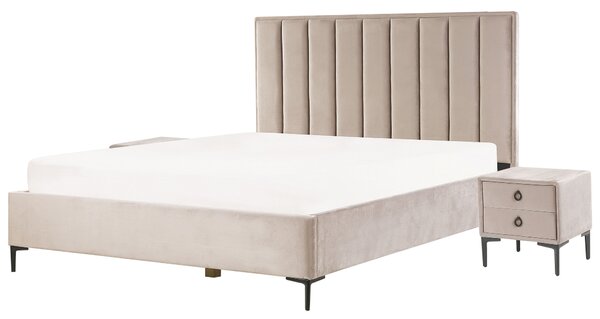 Sada do ložnice Umělý samet SEZANNE 180 x 200 cm Taupe