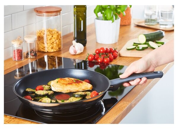 Tefal - Pánev DAILY COOK 28 cm
