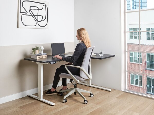 Elektricky nastavitelný rohový psací stůl DESTINES Černá/Bílá 160 cm 109 cm Pravá