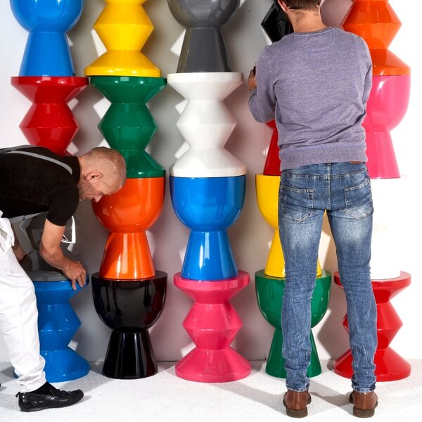 Polspotten Bílý odkládací stolek Zig Zag ⌀36 cm
