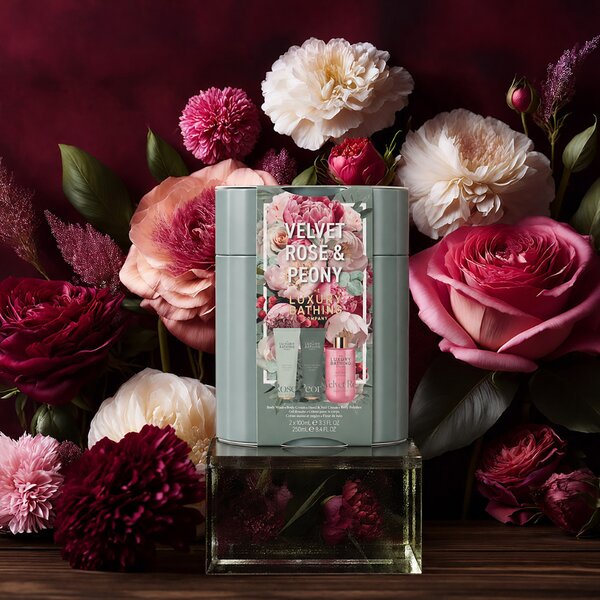 Grace Cole Velvet Rose & Peony - sada péče o tělo a houbičky, 4 ks