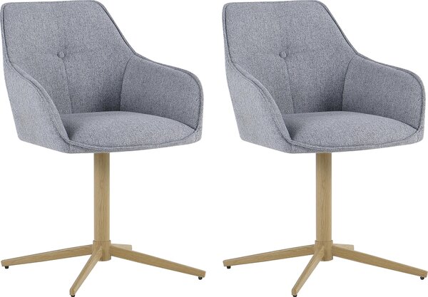 Sada dvou jídelních židlí byLIVING OTTAWA, potah: světlý šedý textil, konstrukce: buk, otočné o 360° s područkami. Rozměry: šířka 62 cm, výška 84,5 cm, hloubka 58 cm