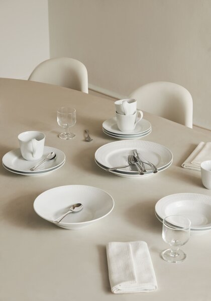 Porcelánový hrnek White Fluted 330 ml