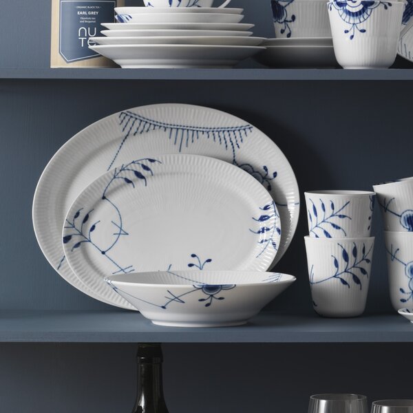 Porcelánový oválný talíř Blue Fluted Mega 36,5 cm