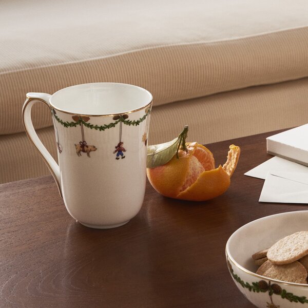 Vánoční porcelánový hrnek Star Fluted Christmas 360 ml