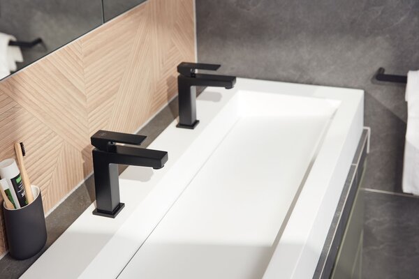 KFA Armatura Logon Black umyvadlová baterie stojící černá 5132-815-81