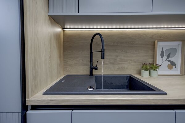 Laveo Megalo, kuchyňský granitový dřez 790x490x230 mm, černá, LAV-SBE_711T