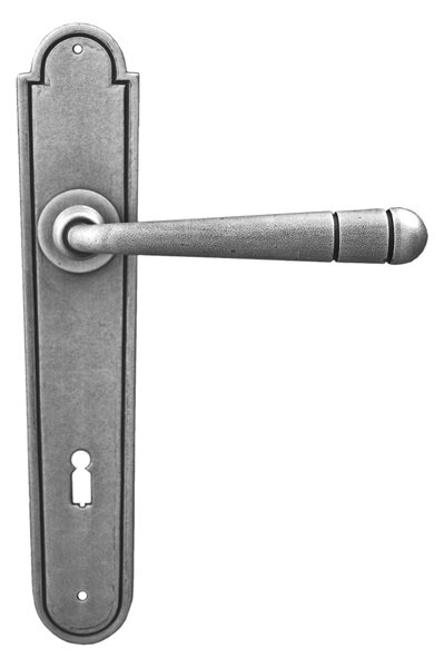 GALBUSERA Kovaná klika na dveře model 12 - PZ, M, 92 mm, antická černá