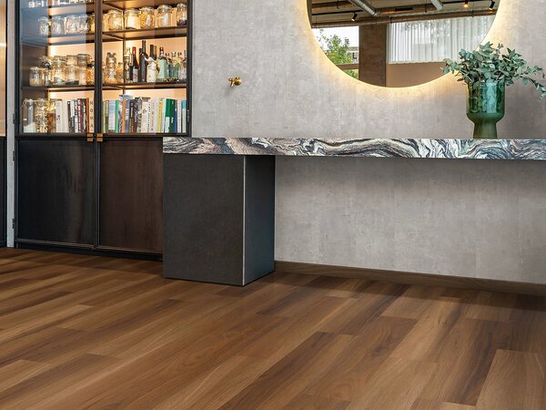 CORETEC Surplus Royal walnut 85 50RLV3585 - 2.68 balení