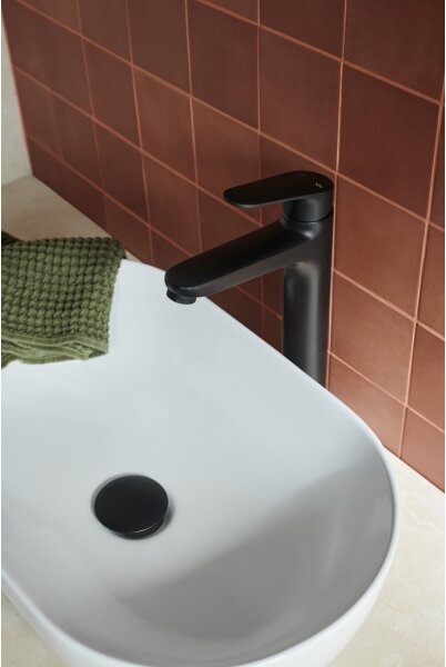 KFA Armatura 5552-712-81 - Umyvadlová baterie + výpusť OTAVA 30,2 cm matná černá